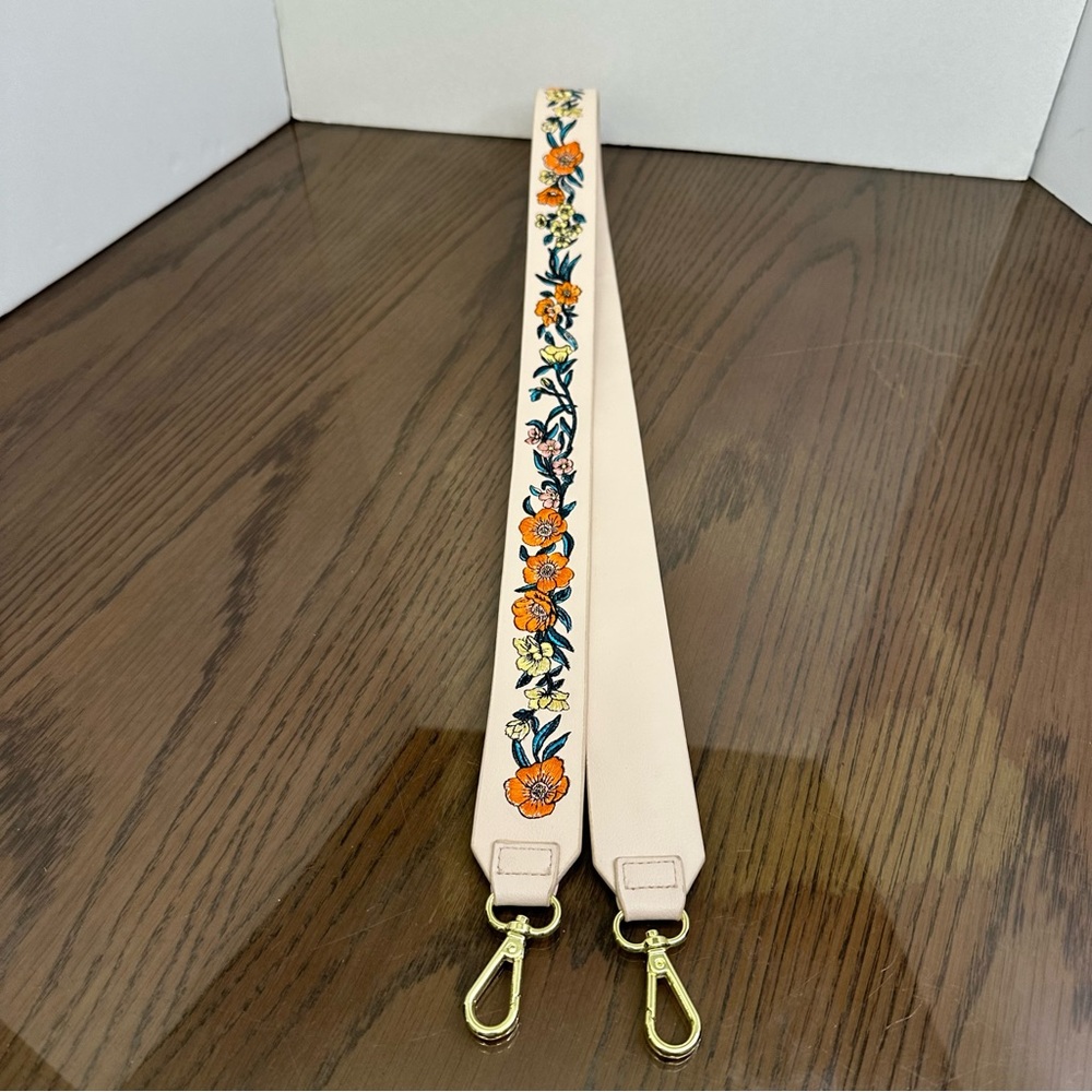 Floral Embroidered Purse Strap - Picture 2 of 3